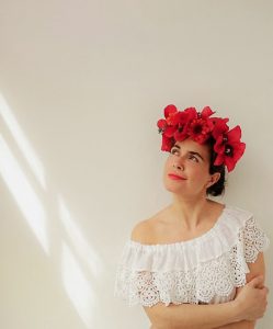 Raquel Nieto es Tinart, Arte y Restauración de muebles
